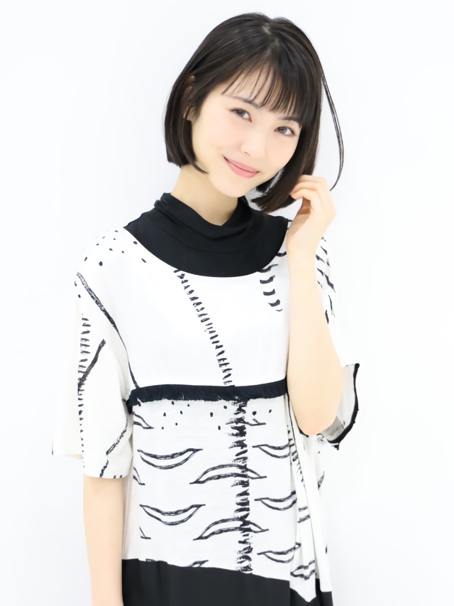 映画賭ケグルイシーズン1 直筆サイン浜辺美波など 浜辺美波がギャンブルで恍惚 『映画 賭ケグルイ』ティザービジュアル