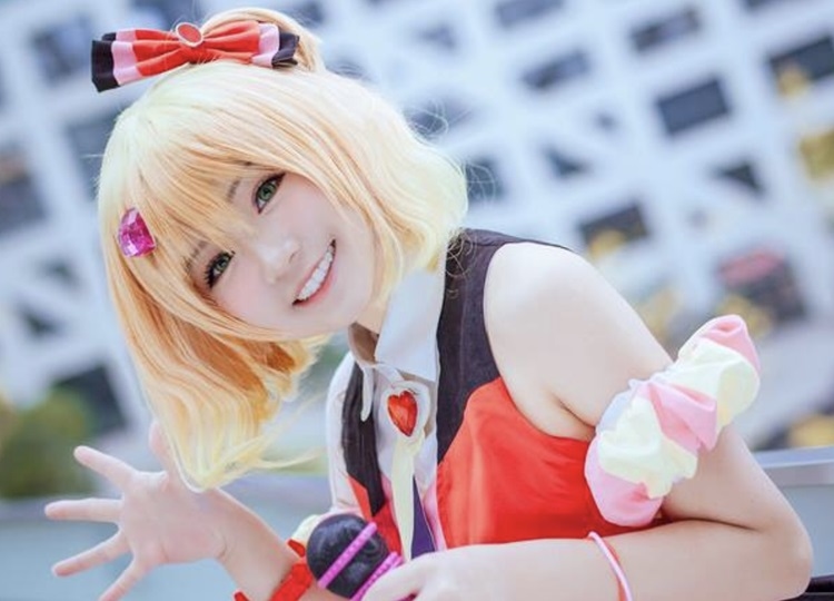 『マクロスF』&『マクロスΔ』コスプレ特集