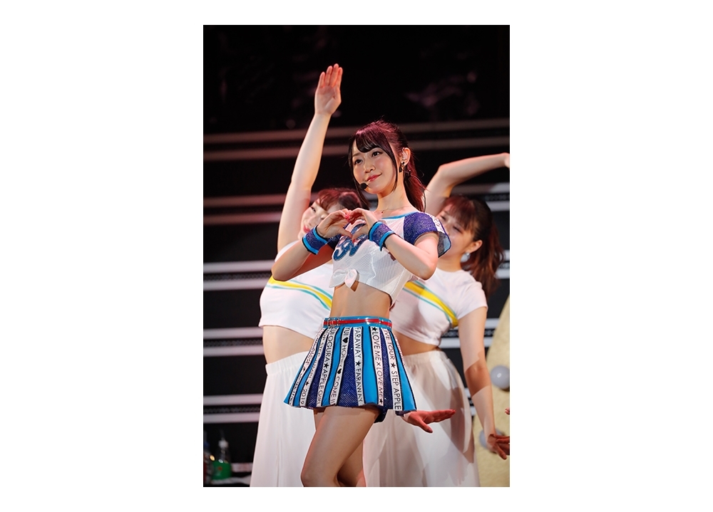 小倉唯の最新ライブBD&DVDより「Love Me × Love Me」の映像公開!
