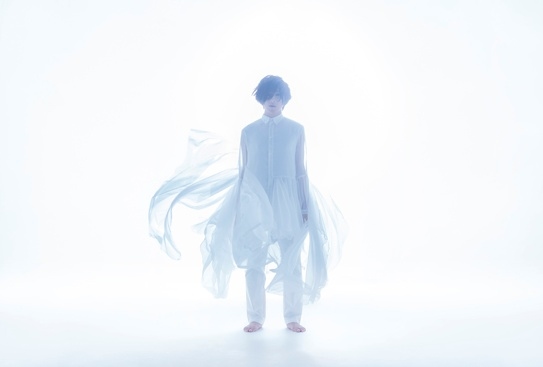 声優・蒼井翔太、写真集「生きていく」アニメイト限定版発売