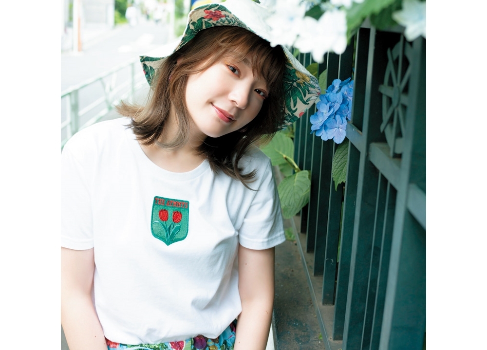 声優・高槻かなこ、初のスタイルブックが10/31発売決定!