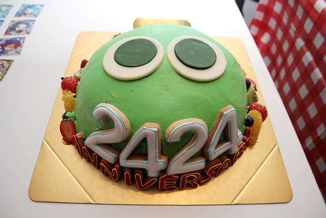 ▲2424日目をお祝いして特別に用意された“ぷよケーキ”