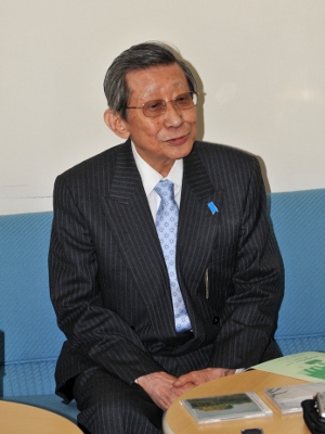 歴代『ドラゴンクエスト』シリーズ楽曲の作曲を手がけてきたすぎやまこういち氏。