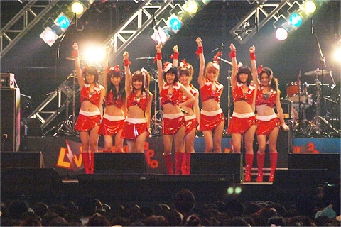 『LIVE STAND 2010』ステージにYGA登場