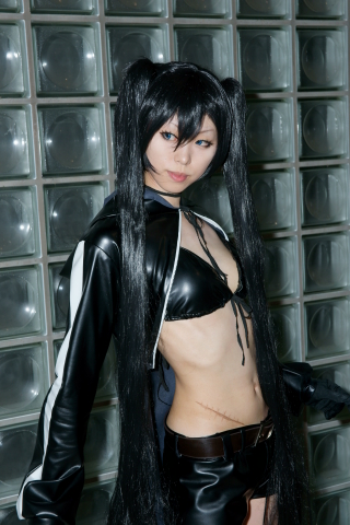 CN:壬乃亜さん<br>キャラクター：ブラック★ロックシューター（『ブラック★ロックシューター』）<br>「あっついですよー。ありがとうございました。」