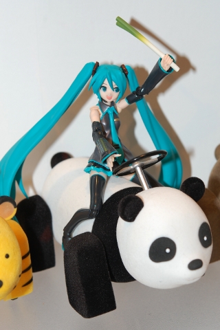 FREEing「exride ride.010アニマルカー」よりパンダ。