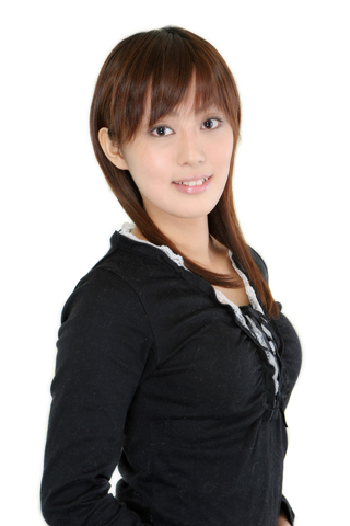 第2問の正解は日笠陽子さん！