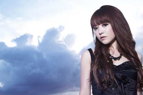 黒崎真音Newシングル「メモリーズ・ラスト」PVを2月3日公開！