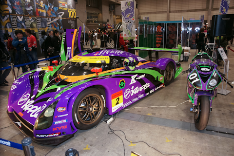 大きな注目を集めたエヴァンゲリオンレーシングの“エヴァンゲリオンRT初号機アップル紫電”。バリバリのSUPER GT参戦マシンだ。