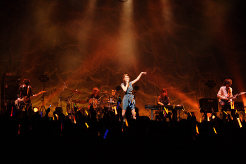 『ELISA LIVE TOUR 2011』ファイナル公演レポ