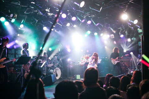 吉岡亜衣加 First Live Tour 2011をレポート！