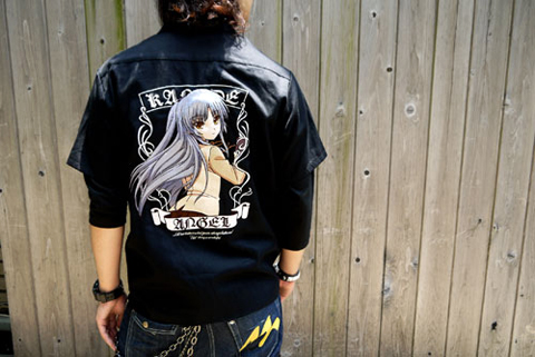 こちらは「かなで刺繍ワークシャツ」