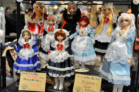 女の子ならば誰もが一度は憧れる、可愛いドール達。着せ替えキットも充実していて、お洋服もオシャレ!