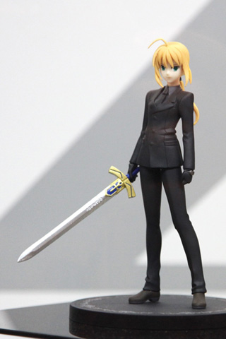 2012年6月登場予定のプライズ用フィギュア「Fate Zero DXフィギュア」はセイバーとアイリスフィールの2種類。こちらはセイバー。
