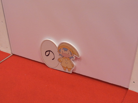 フロンティアワークスブースにもじつは、隠れています。場所は内緒。