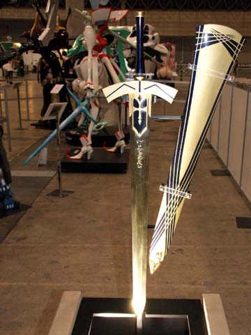 『Fate/Zero』より、宝具「エクスカリーバー」と鞘の「アヴァロン」