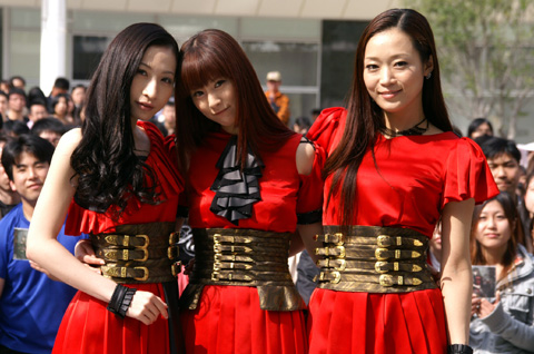 「Kalafina(カラフィナ)」(左から、Hikaruさん、Keikoさん、Wakanaさん)