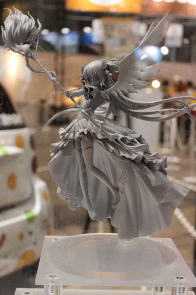 『魔法少女まどか☆マギカ』アルティメットまどか登場！2012年秋に発売予定。