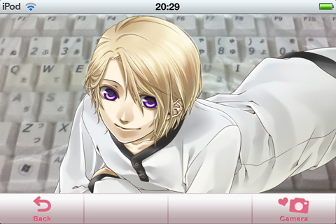 このつぶらな瞳に見つめられたら仕事そっちのけでカレを構いたくなってしまう。「ほらおいで、腕枕してあげる」と言われたら、そのまま添い寝体勢に筆者は突入してしまう。