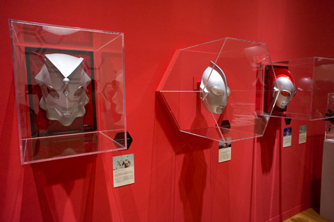 ウルトラマンシリーズのマスクなど、実際に使用されたものを展示