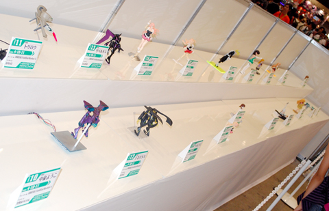 各ディーラーの力作がずらりと並ぶ様は壮観!