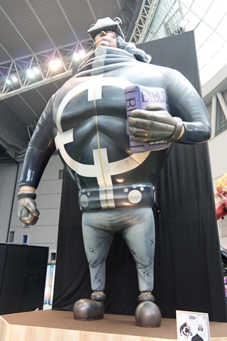 大迫力な巨大キャラクターたち