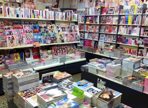 書泉グランデ・ブックマートの二店舗が大幅リニューアルオープン!!