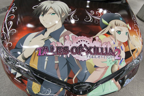 フロントのアップ。高解像度のステッカーを貼っているので、かなりキレイ。