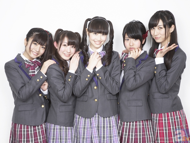 <b>アイドルカレッジ</b><br>「未来のアイドルをみんなと育てて行こう」と“開校”したプロジェクト。公開授業（レッスンイベント）、ホームルーム（ファン感謝イベント）などのイベントやライブを通じて、メンバーを成長させていく。「アイドルだけど伝えたいことがある」をテーマに活動。2012年7月発売のインディーズシングル「雨のち晴れ」を1ヵ月で5000枚販売し、メジャーデビューが決定した。