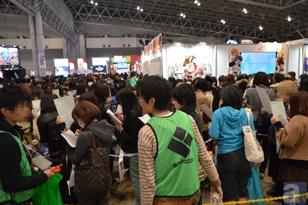 ▲ブロッコリーブース。ブース外にも行列があるとのこと。