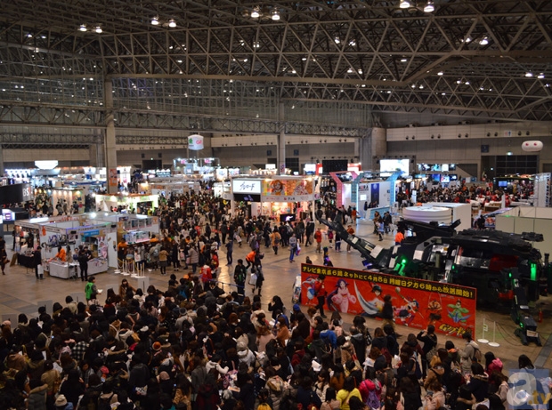 ▲開始10分後(9時10頃)。会場はすでに行列の待機列も!