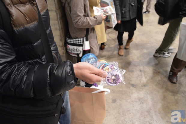 ▲ACEガチャの出口では、交換会も!