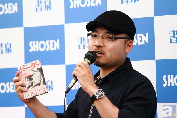 ▲同日、たまたま書泉でサインを書いていたという小説家や映画監督として知られている山本俊輔さんもイベントに参加。紹介したマンガは『迷走王ボーダー』だった。