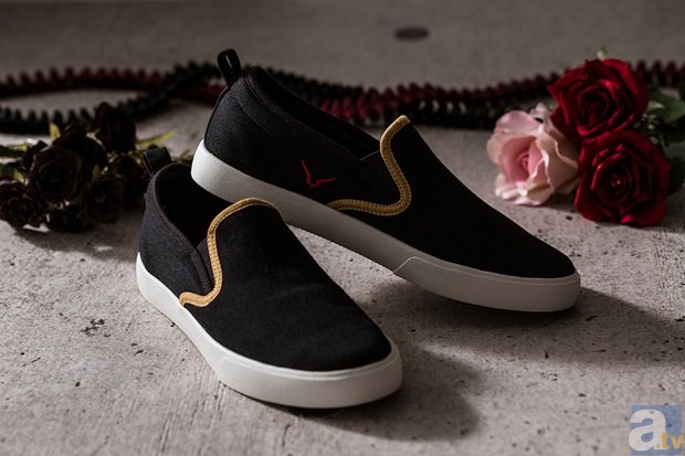 「コードギアス」ルルーシュモデルのスリッポンが登場！