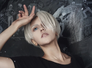 『ユーリ!!! on ICE』や『D.Gray-man』などクリスマスが誕生日のキャラクターをコスプレでご紹介!