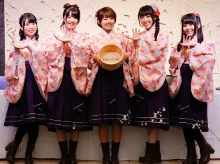 『温泉むすめ』初の公開録音イベントはアドリブ・無茶ぶりの地獄めぐり!?「YUKEMURI FESTA Vol.1」第1部レポート