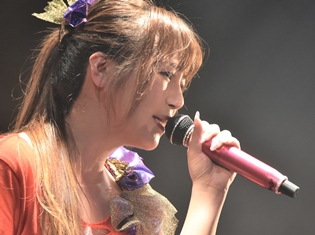 榊原ゆいさん「Album★LOVE×Live2017」開催! 過去10作品のアルバムの中から、ファン投票と厳選された曲で熱唱