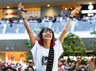 LiSAさんのニューアルバム「LiTTLE DEViL PARADE」オリコンデイリー5位獲得! リリースイベントの公式レポートも到着