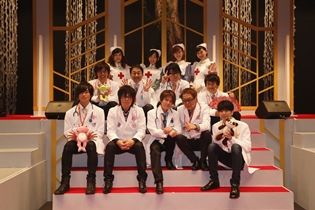 S.S.D.S.第20回診察会「初夏のウインク祭り(オペラグラス推奨)」で13号医局医師のウインク診察に患者の血圧も上昇!?/イベントレポート