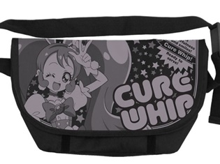 可愛いキュアホイップたちを描きおろし!『キラキラ☆プリキュアアラモード』バッグ&Tシャツになってあなたのもとへ!