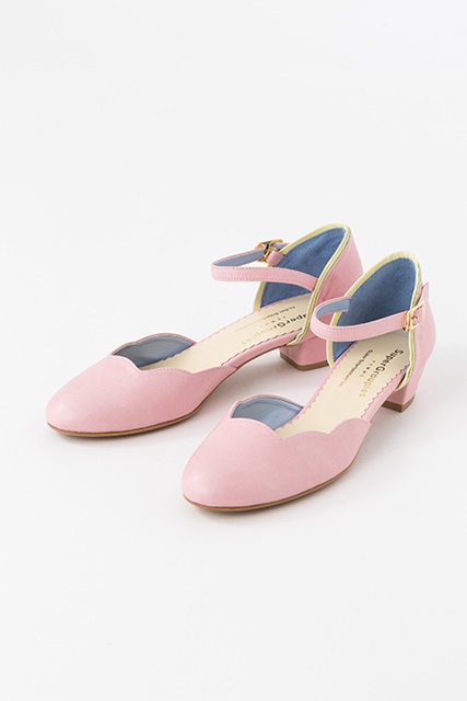 ▲POP’N STARモデルパンプス