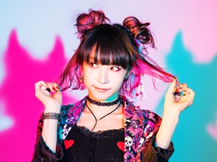 LiSAさんの最新ライブが、いち早くWOWOWに登場!6月24日開催のアリーナツアーが独占放送決定