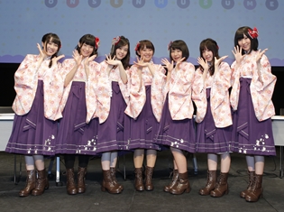 富田美憂さんがセンターを務めるライバルユニット・AKATSUKIが初ゲストとして登場! 「YUKEMURI FESTA Vol.3@羽田空港」第1部レポート