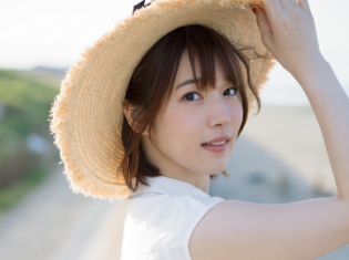 内田真礼さん初となる夏のワンマンライブ『+INTERSECT▽SUMMER+』がBlu-ray&DVD化決定! ダイジェストPVも公開中