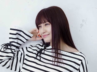 中島愛さんからクリスマス・プレゼント! ニューアルバム「Curiosity」より 新曲「サブマリーン」MVを期間限定でフルサイズ公開