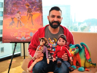 ディズニー/ピクサー映画『リメンバー・ミー』共同監督が語る、超絶ポップで前向きな死者の国とは?