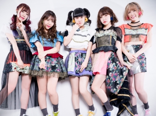妄想キャリブレーション、1stアルバム「妄想道中膝栗氣 ~moso traveling~」インタビュー|アニメ好きのアイドルだからこそ歌える曲がある!