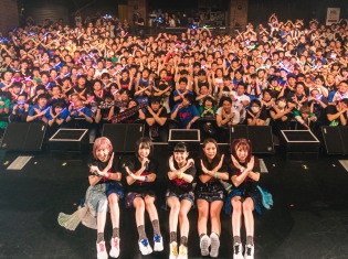 これが“現在進行系”の妄キャリ!「妄想キャリブレーション47都道府県ツアー 〜大声だそうぜ。MOSO MAX〜」ファイナルレポ