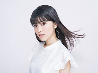 声優・石原夏織さんの2ndシングル「Ray Rule」より、新アー写&ジャケ写解禁! 初公開のMVでは、石原さんが激しくカッコよくダンス