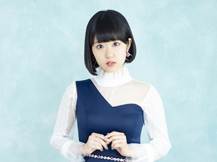声優・東山奈央さんの新アーティスト写真公開! オフィシャルクラブ会員限定の夏グッズ、「テレビ朝日 六本木ヒルズ夏祭り」会場限定グッズが販売決定